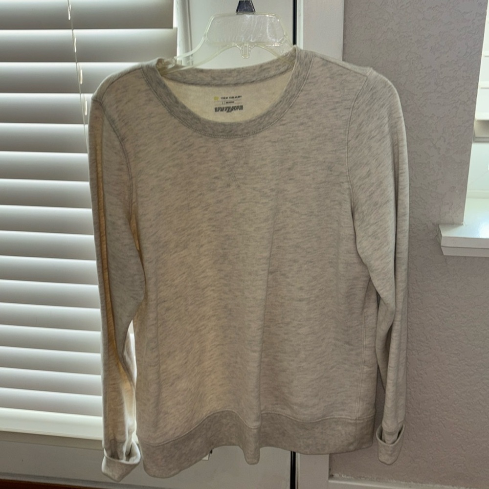 Cream colored cream neck large